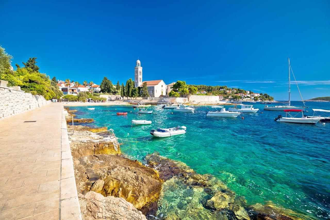Beach Bay Hvar Hotel ฮวาร์ ภายนอก รูปภาพ